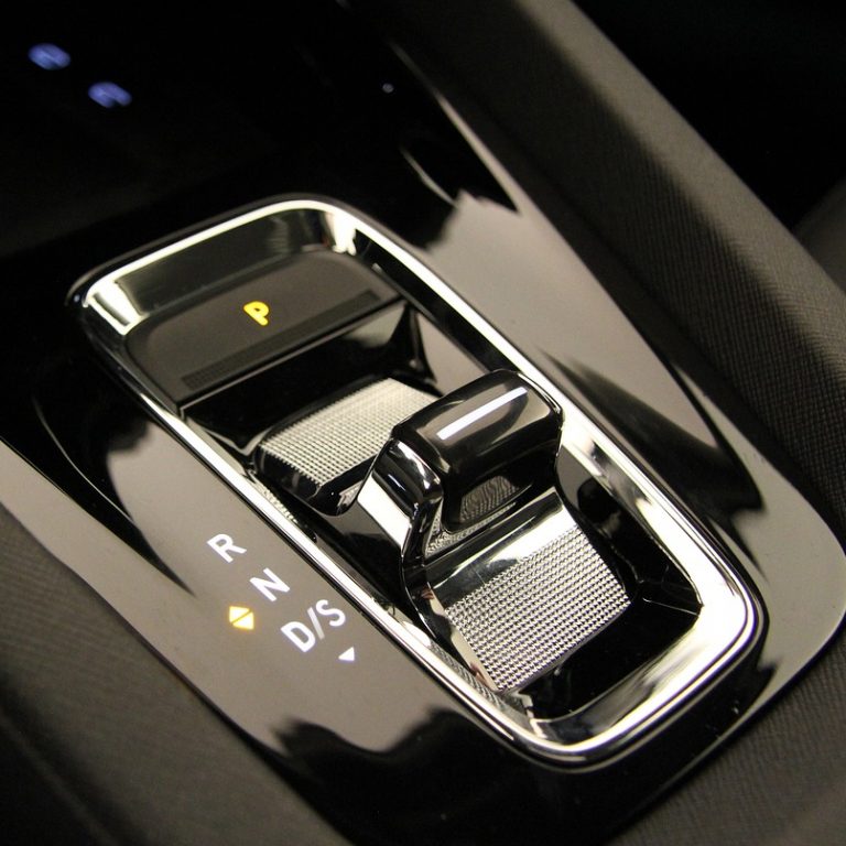 gearbox, interior, transportation-4644407.jpg